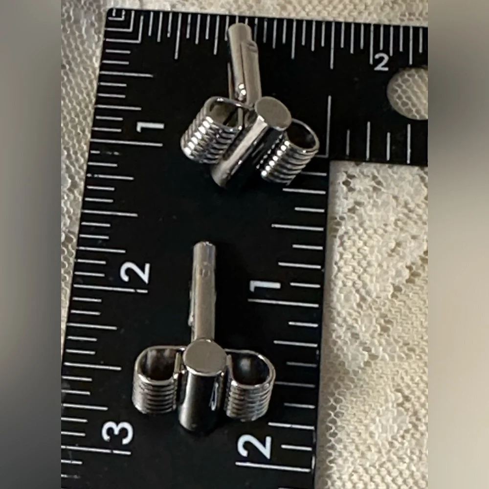 N/A cuff links